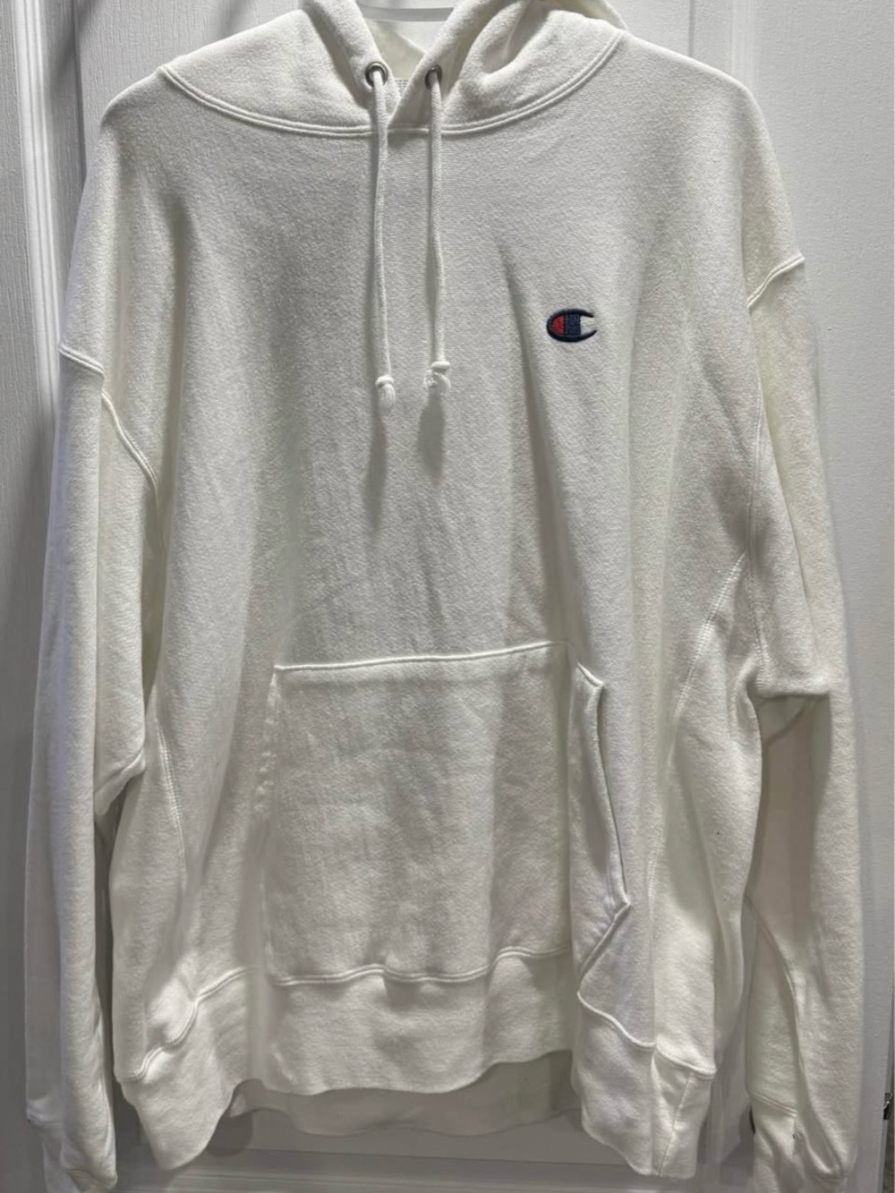 X-Large Champion Men's White Pullover Hoodie with Signature C Patch